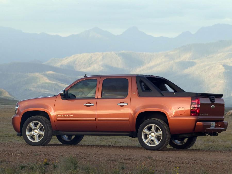  Chevrolet Avalanche 2006 года  (фото 11 из 16)